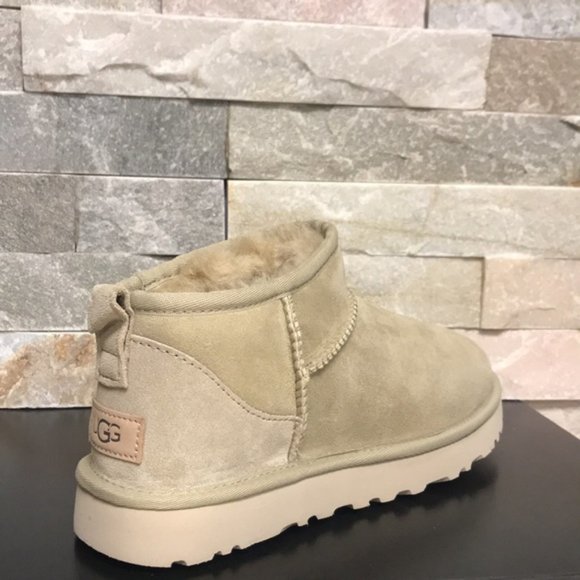 UGG Women's Classic Ultra Mini Ankle Boot - Picture 6 of 9
